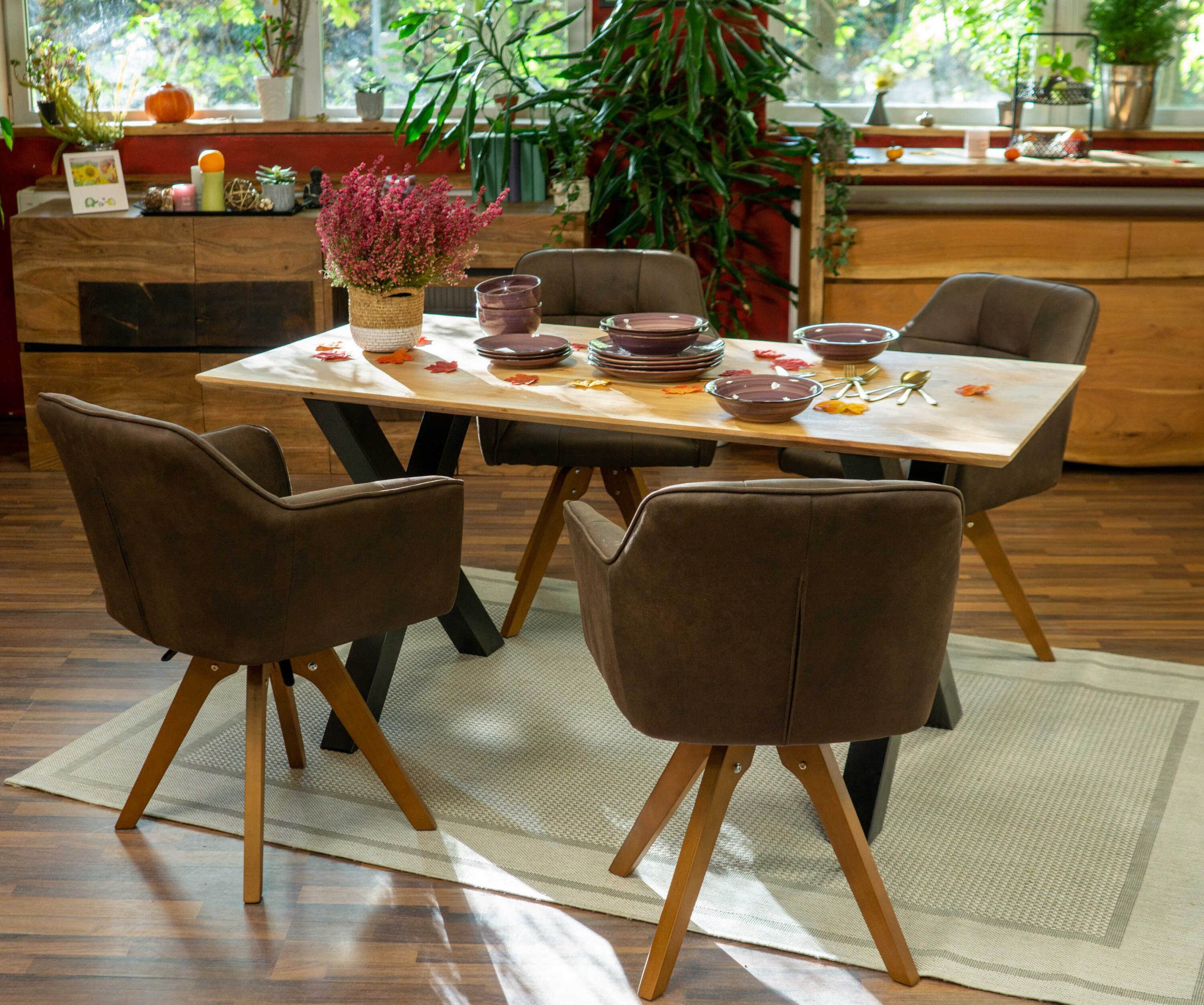 SAM_NEU-Esszimmer-Esszimmertische-Andi_Schweizerkante-160-Andi_Atlanta_X_160_natur_02