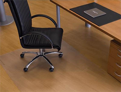 Schreibtisch zuhause - effizient arbeiten im Homeoffice 2 Bodenbelag unterm Schreibtisch schützen